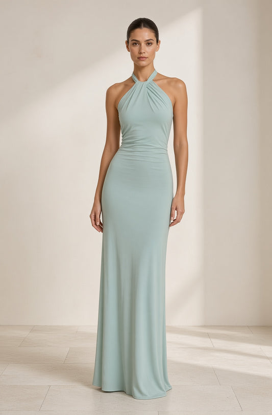 Vestido Serena largo halter en verde agua, vista frontal – Vora Maison